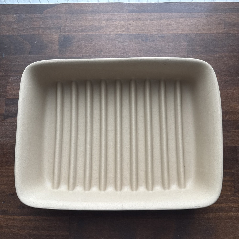 🔥 New Pampered Chef Stoneware #5114 Bacon Pan Ridged Baker 9 x 6.75 x 1.75